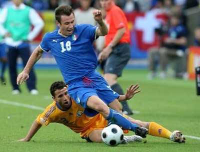 Azzurri, problemi alla schiena per Cassano