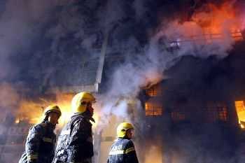 Cina, incendio in un centro commerciale