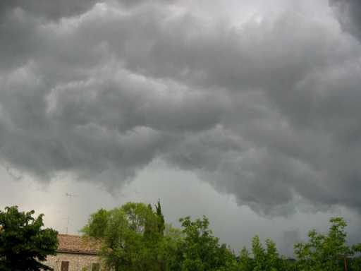 Maltempo: cieli coperti, vento e pioggia in Calabria