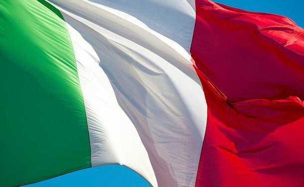 Gli italiani hanno molto più orgoglio e patriottismo dei politici