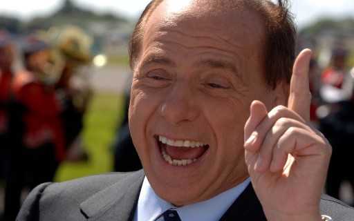 Berlusconi: ‘Dimissioni? Non ci penso’. Ferrara ribadisce: ‘Si dimette dopo fiducia’