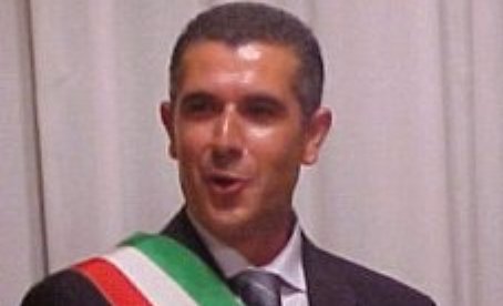 Il sindacato dei giornalisti denuncia il sindaco di Varapodio