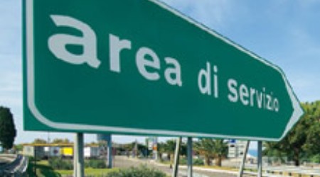 La solidarietà di Caridi ai gestori delle aree di servizio della A3