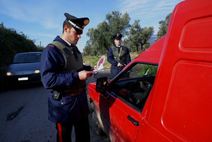 Lamezia: sei extracomunitari in manette