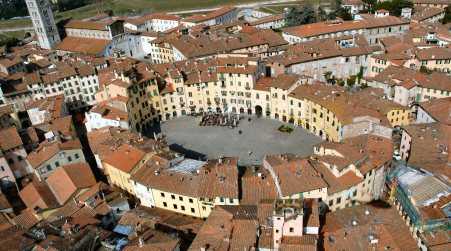 A Lucca la “Giornata mondiale dell’etica” con concerti, mostre ed arte culinaria