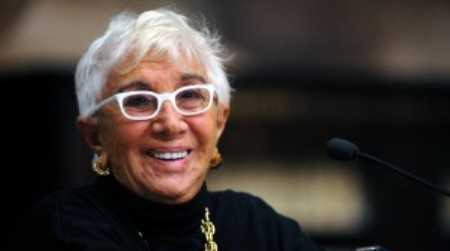 Lina Wertmuller sul palco del Teatro Auditorium dell’Unical