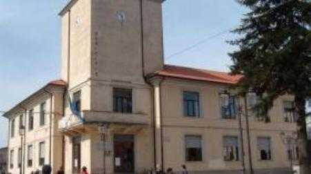 Serra San Bruno, sabato il Consiglio comunale di condanna della guerra in Ucraina L’unico messaggio che può passare è quello della pace e della sovranità dei popoli, di rifiuto di ogni forma di violenza per risolvere le controversie, di vicinanza a chi soffre