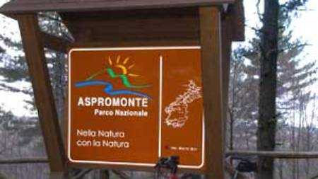 Anche la Geologia “promuove” l’Aspromonte Celebrato il paesaggio dalle forme severe e imponenti sembianze tipicamente alpine