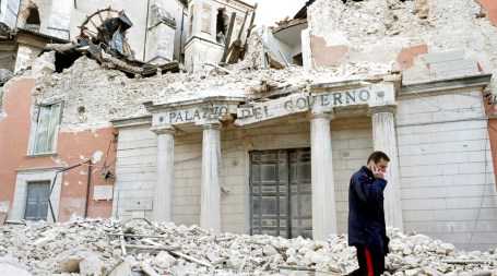 Il clan Tripodi guardava al post-terremoto, nelle carte l’attenzione agli appalti de L’Aquila