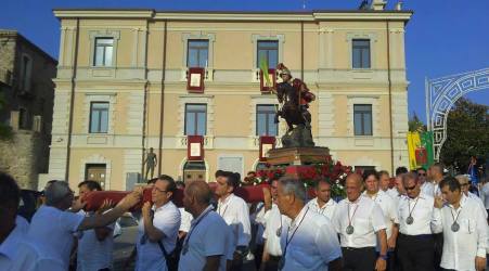 Gioia Tauro si è stretta attorno al suo Santo Patrono Sant’Ippolito Martire | Video