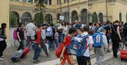 bambini alluscita da scuola