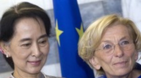 Suu Kyi ringrazia il popolo italiano