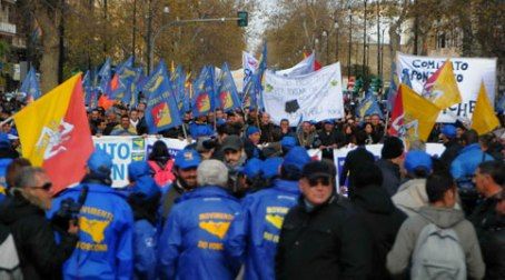 Protesta dei Forconi a Palermo contro i politici