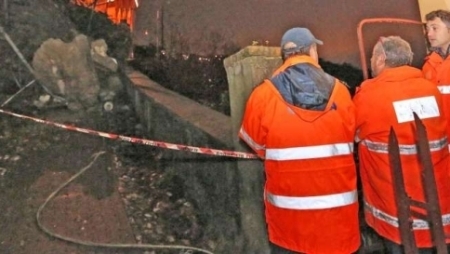 Frana travolge un auto a Bagnara Calabra, 2 feriti