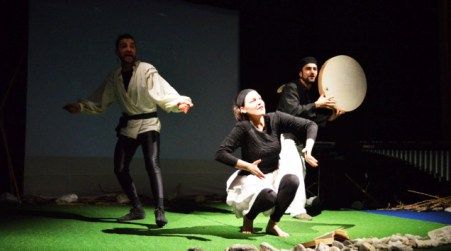 “Orizzonti paralleli”: la compagnia Teatrop mette in scena “Il pifferaio magico”