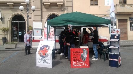 Anche a Palmi la Croce rossa in piazza per la prevenzione