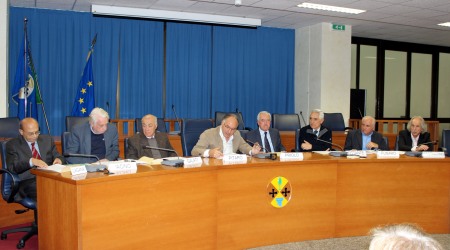 “La nuova cittadella regionale venga intitolata ad Antonio Guarasci” E' quanto propone l'Associazione degli ex consiglieri regionali 