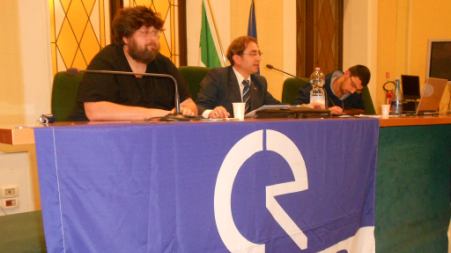 Presentato a Reggio Calabria il libro “Voglio la mamma” di Mario Adinolfi L'evento è stato organizzato dal Movimento dei Cristiano Riformisti