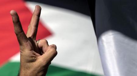 Parlamento spagnolo riconosce Palestina Approvata all'unanimità risoluzione non vincolante