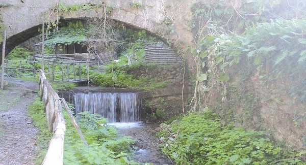 San Roberto, un mese alla quarta edizione del Presepe Vivente La magia natalizia rivivrà all’interno dello splendido scenario naturale del vallone Santa Tecla