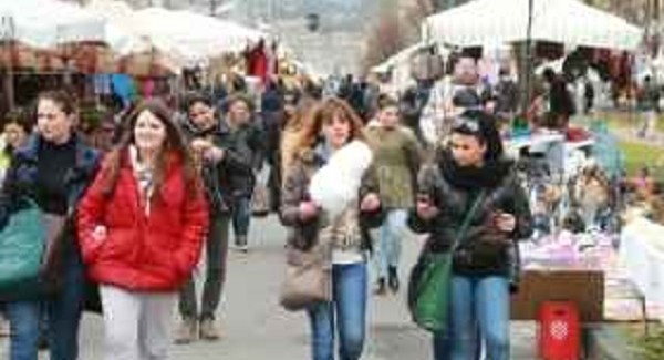 Cosenza, lite degenera durante la fiera di San Giuseppe Ferito con un coltello un dipendente comunale