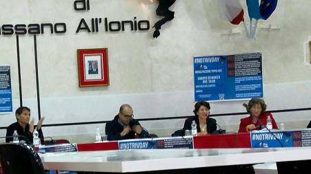 Cassano, grande partecipazione all’incontro sui rischi legati alle trivellazioni L'evento è stato promosso dai referenti cittadini del coordinamento Notriv Magna Graecia