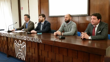 “La tua impresa domani”, Confindustria incontra gli studenti dell’istituto “Piria” Gli studenti delle classi intermedie hanno avuto l’opportunità di incontrare e ascoltare le testimonianze di quattro imprenditori impegnati in diversi settori dell’economia reggina