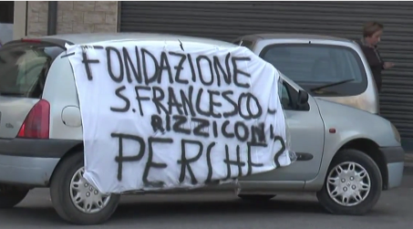 Rizziconi, i lavoratori della casa di riposo sul tetto Lamentano 13 stipendi non pagati. L'allarme lanciato da Giuseppe Gentile (Sulpi)