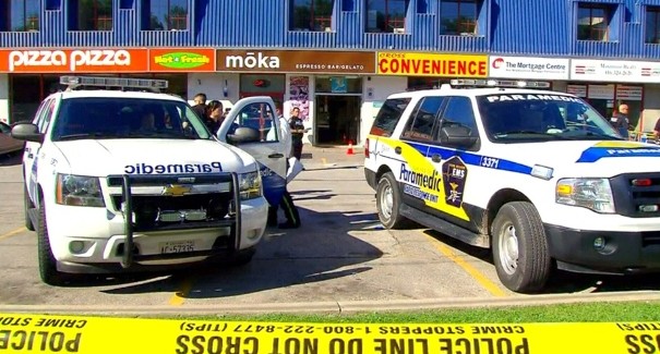 Sparatoria in un bar di Toronto, morta una donna calabrese La donna era originaria di Siderno e lavorava nel locale. Secondo la polizia canadese non era lei l'obiettivo dei killer