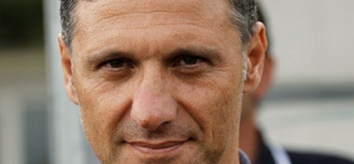 Mister Domenico Zito approda al Catanzaro. Il tecnico di Taurianova guiderà la Primavera 3 giallorossa L'ex allenatore dell'under 17 Reggina entusiasta per la nuova avventura : "felicissimo di essere parte integrante dell’U.S. Catanzaro” 