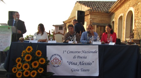 Gioia Tauro, successo per il concorso di poesia “Alessio” Sabato sera la cerimonia di premiazione. Ecco i vincitori