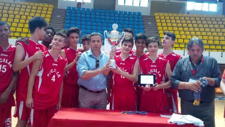 Grande successo per l’undicesimo Torneo del Mediterraneo Si è concluso il prestigioso evento organizzato a Crotone dal Comitato regionale Calabria della Federazione italiana pallacanestro che ha richiamato nella nostra regione tante promesse del basket meridionale del futuro