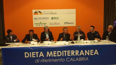 I consiglieri regionali Greco e Sergio all’Expo In occasione della presentazione del libro "Dieta Mediterranea di Riferimento Calabria"