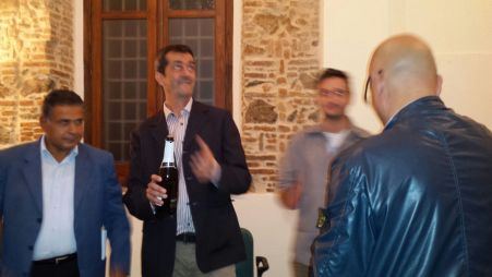 Taurianova, inaugurata sede coalizione centrosinistra Il candidato a sindaco di Taurianova Fabio Scionti ha tagliato il nastro della nuova sede di "Taurianova cambia" e ribadito le linee guida del suo programma 