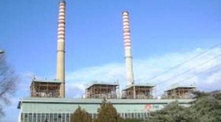 Operai sulla ciminiera della centrale di Rossano Enel: "Siamo disposti a trovare una soluzione"