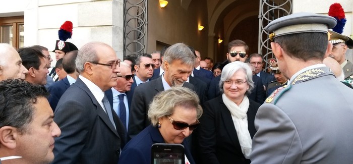 Delrio e Bindi commemorano Fortugno Si è aperta con la deposizione di corone di alloro davanti la stele che ricorda l'omicidio la giornata dedicata a Locri al ricordo di Francesco Fortugno, nel decennale dell'assassinio