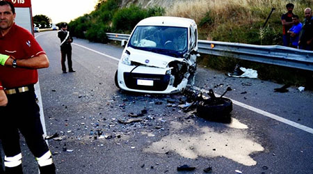 II rapporto mortalità stradale: Calabria maglia nera d’Italia Indice di mortalità in Calabria pari al doppio della media nazionale. S.S.106 pericolosissima