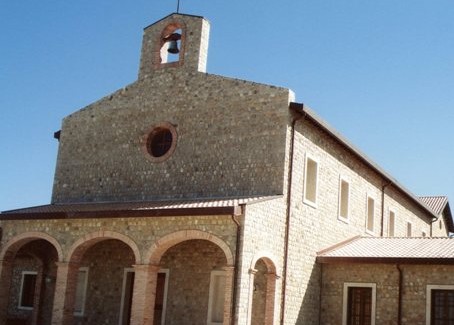 “Monastero della visitazione: storia e spiritualità di una presenza” E' il tema dell'incontro che si terrà stasera a Reggio Calabria, in occasione del decennale dell’inaugurazione ai Campi di San Nicola-Ortì  del nuovo Monastero della Visitazione