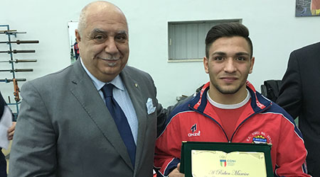 Il Coni Calabria e l’USSI premiano Ruben Marvice Premiato il campione italiano di lotta greco romana. Condipodero: “Esempio per tutti i giovani che si avvicinano a questo sport”