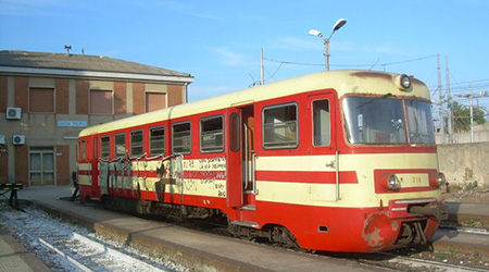 Trasporti, Idm: «Difendere i lavoratori delle linee Taurensi» Antonio Romano e Antonio Parrello, del movimento politico Italia del Meridione, richiamano l'attenzione sull'importanza strategica del ripristino delle "littorine"