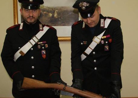 Cetraro, fucile semiautomatico in casa: arrestato Operazione condotta dai carabinieri della Compagnia di Paola