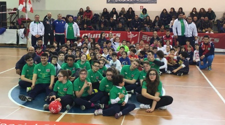 A Lamezia “La settimana Special Olympics della pallavolo” La manifestazione è nata dall'esigenza di promuovere questo sport di squadra, nelle scuo