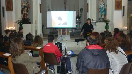 Platania, la psicologa Angela Villella parla di “bullismo” Lunedì 4 aprile, alle ore 19, nell’Aula magna dell’edificio scolastico “Valentino De Fazio” 