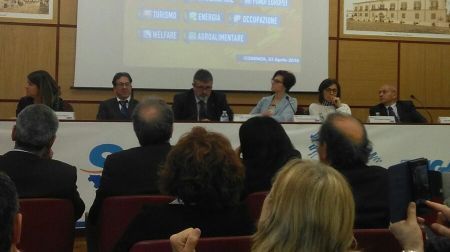 Sudact Ugl, a Cosenza si discute del rilancio della Calabria Numerosi i rappresentanti delle istituzioni e delle parti sociali che hanno contribuito ad alimentare il dibattito