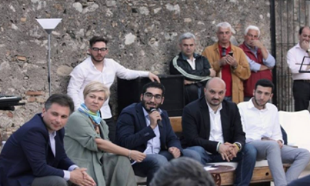 A Bovalino si è discusso di buona politica e giovani Successo per l'incontro-dibattito organizzato da Agave a cui hanno preso parte i sindaci dei Comuni di Gioia Tauro Giuseppe Pedà e di Benestare Rosario Rocca