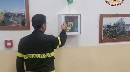 Sedi Vigili del Fuoco Calabria saranno cardioprotette Saranno installati ventuno Aed in ogni sede operativa