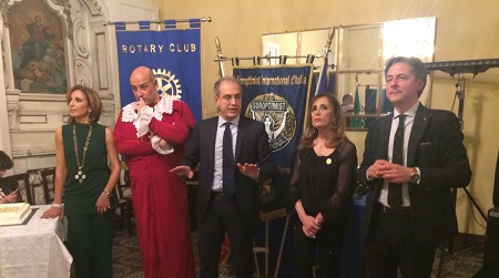 Lamezia, organizzato l’evento “Notte di Carnevale” Iniziativa promossa da Lions, Rotary e Soroptimist club