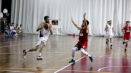 Basket, domani gara 1 Vis-Rende al PalaBotteghelle Si comincia con i play off