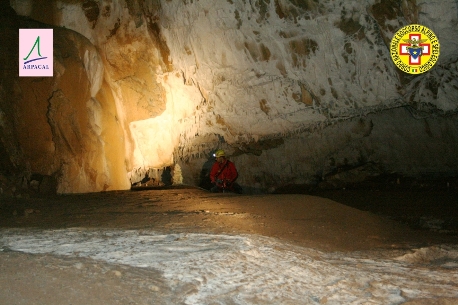 Le grotte calabresi laboratori naturali per studio Radon Sono circa quattrocento le cavità censite dal Catasto Grotte 