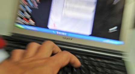 Scoperta inquietante: i social network rubano l’identità Sfruttano i dati anche di chi non è membro